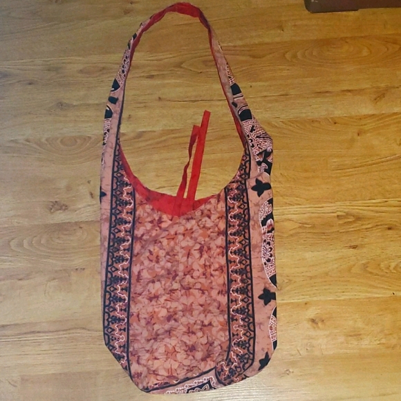 Red BOHO BAG one of a kind - Picture 2 of 3